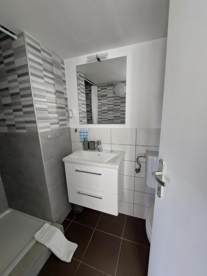 Apartment Trubarjeva33, Near Ljubljana, Free Parking Velike Lasce Buitenkant foto